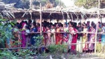 Chhattisgarh LS Polls: Defying Maoists, Bastar Voters Turn Out in Large Numbers